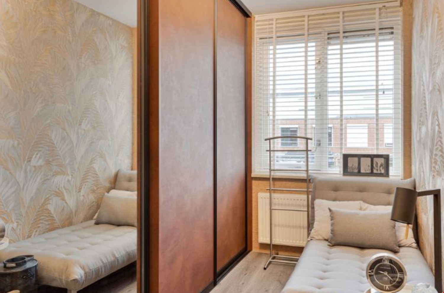 Een opgeruimde slaapkamer, een opgeruimd hoofd: zo pak je het aan